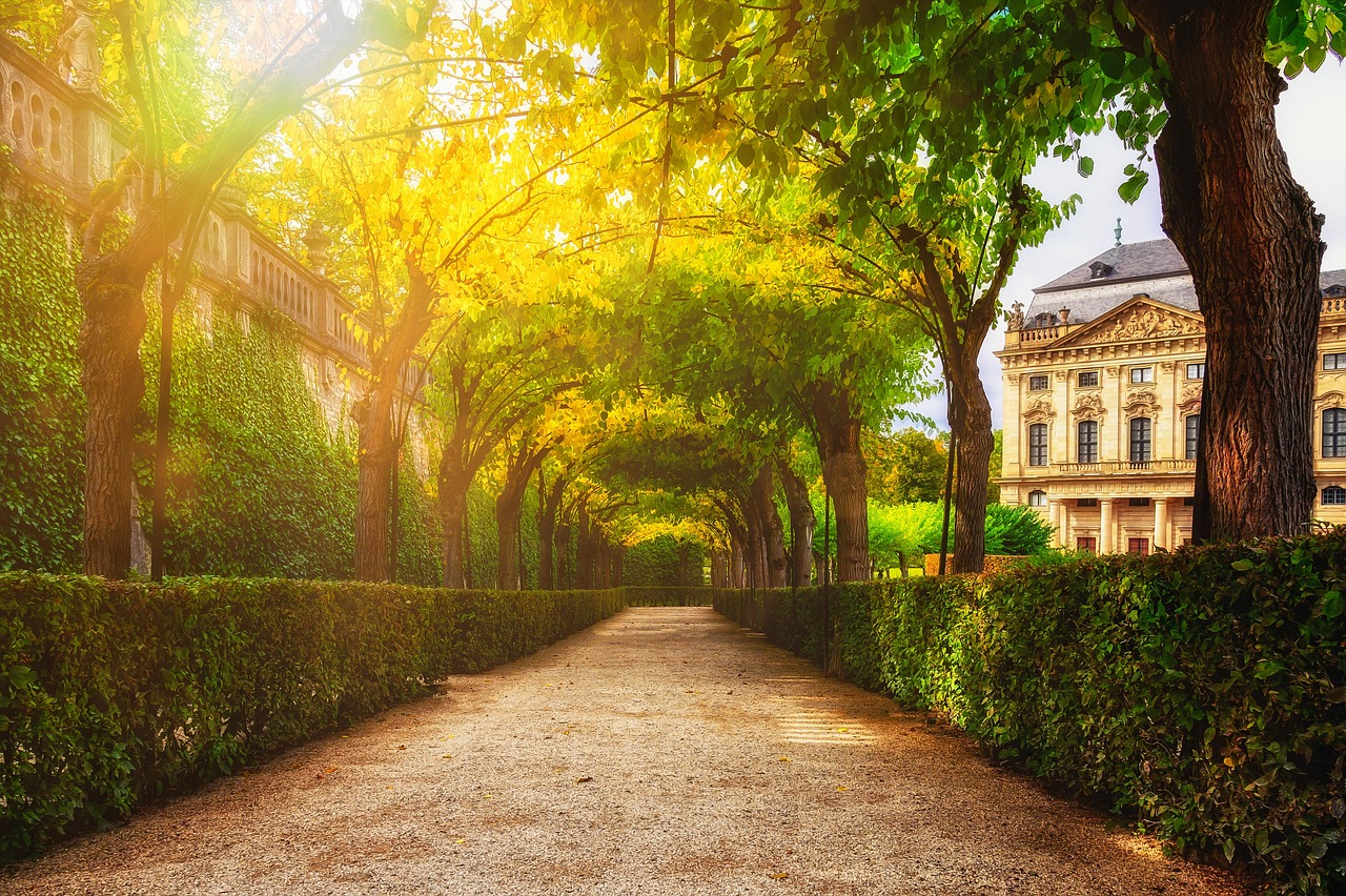 découvrez comment créer un chemin de jardin attractif et fonctionnel pour sublimer votre espace extérieur avec des conseils pratiques et des idées inspirantes.